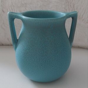 COPY - 1932 Rookwood Buttressed Handled vase #63